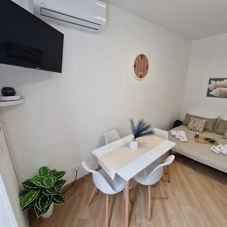 Дом отдыха Myra