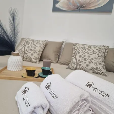 Myra Сиракузы